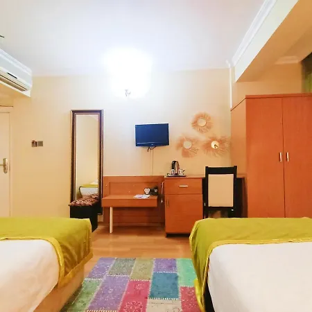 Ceylan Otel